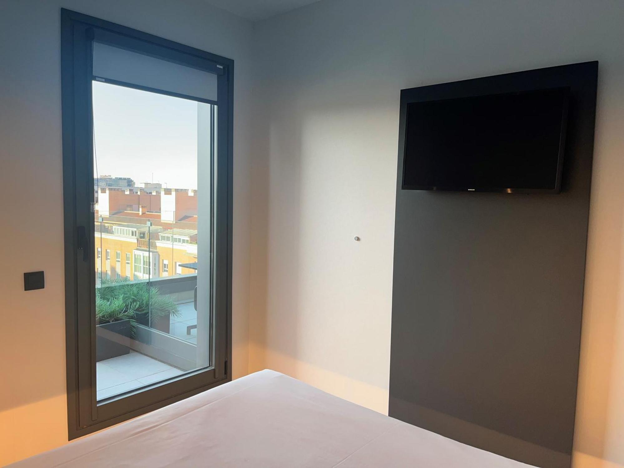 Hs Madrid Centro Atocha Hotel Екстериор снимка
