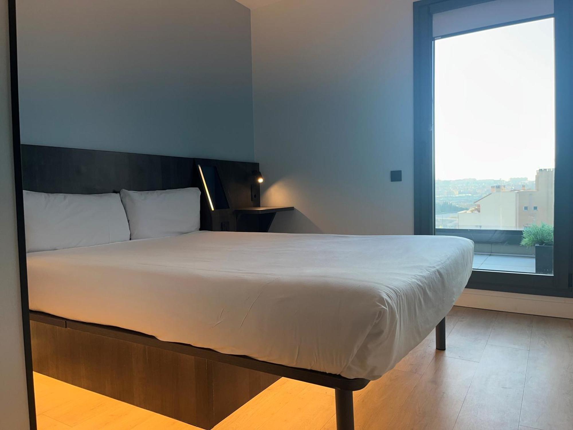 Hs Madrid Centro Atocha Hotel Екстериор снимка